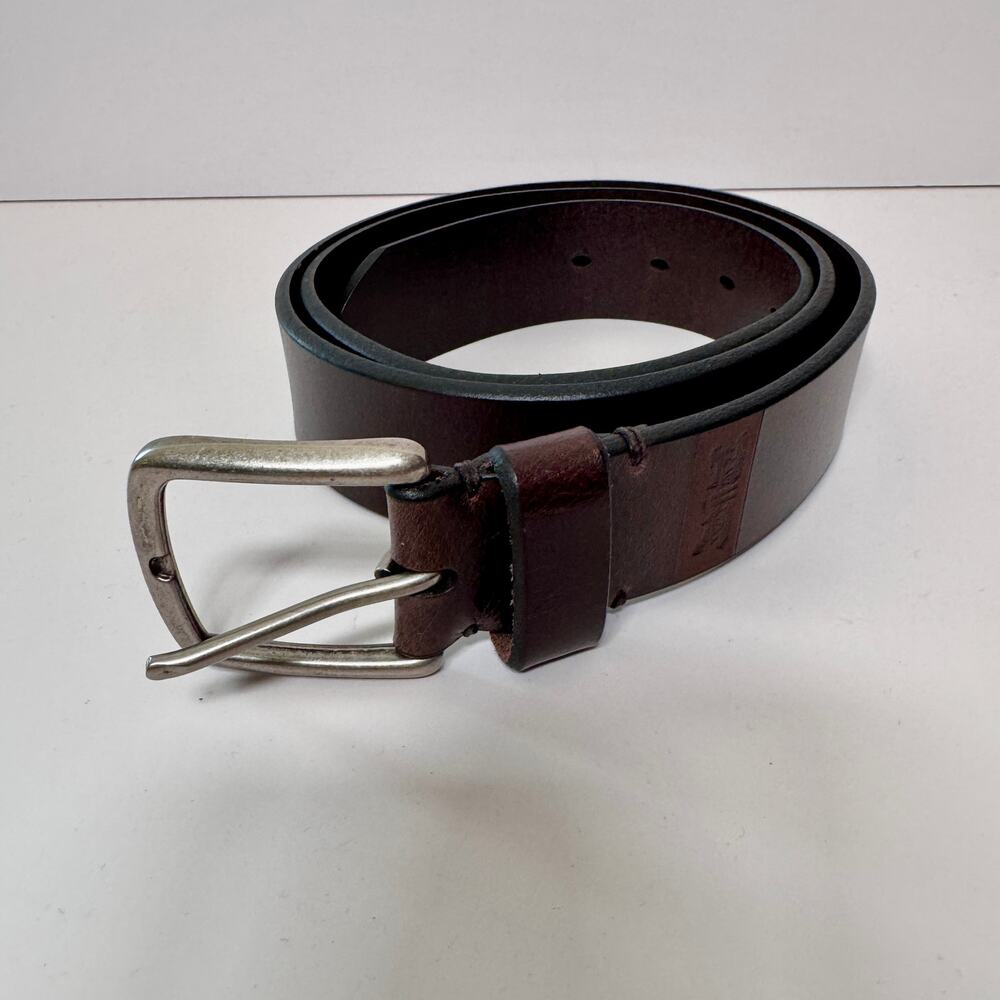 Levi's Mens Leather Belt Size L 38-40 Minimal Neutral Office Classic Brown
